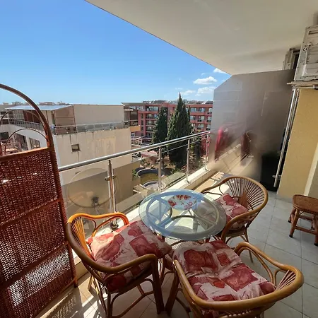 Alexandr Vigo Lägenhet Nesebar