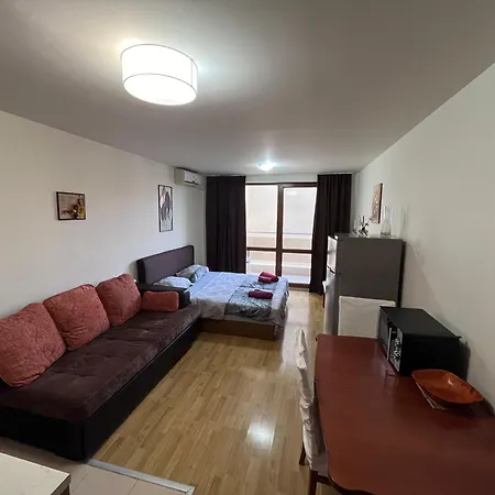 Lejlighed Alexandr Vigo